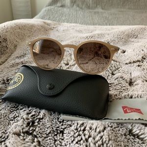 Ray-Ban RB2180 Tan w/ Light Brown Gradient Lens